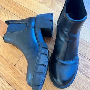 Steve Madden booties. Size 6.5